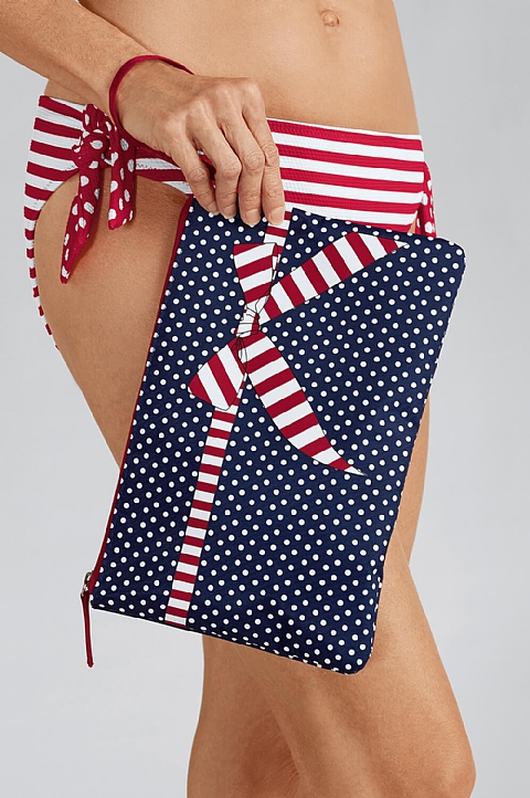 Tavira Clutch Beach Bag by Amoena (B776) Tavira Clutch Beach Bag by Amoena (B776)